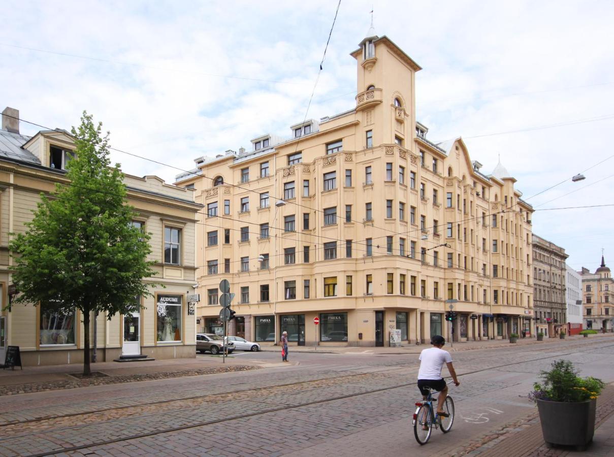 Quiet And Spacious Home In Historic Riga Exterior foto