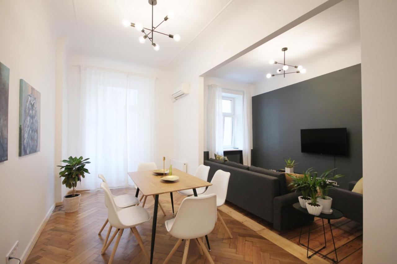 Quiet And Spacious Home In Historic Riga Exterior foto